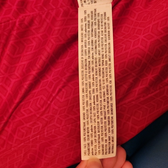 Her Universe Marvel The Marvels Captain Marvel Faux Leather Jacket - Picture 5 of 5